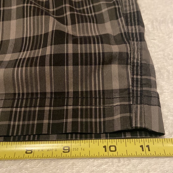 COLUMBIA Omni-Wick Mens Shorts Size 36 - Picture 8 of 9